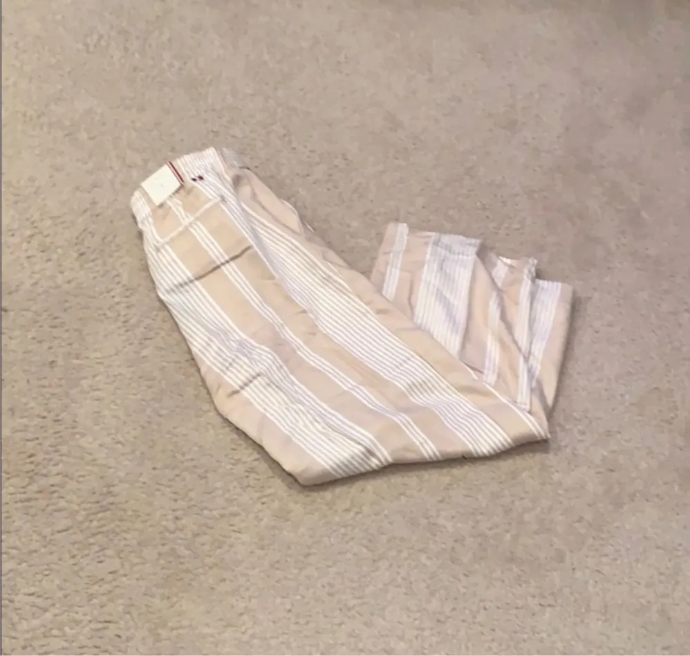 - Tommy Hilfiger pants 