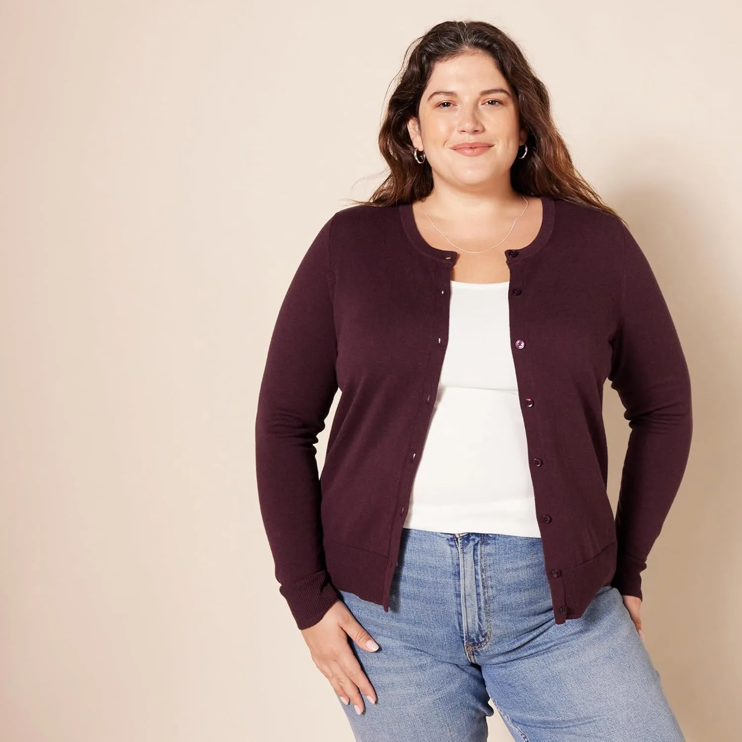 Amazon Essentials Women's Lightweight Crewneck Cardigan Sweater (Available in Plus Size)