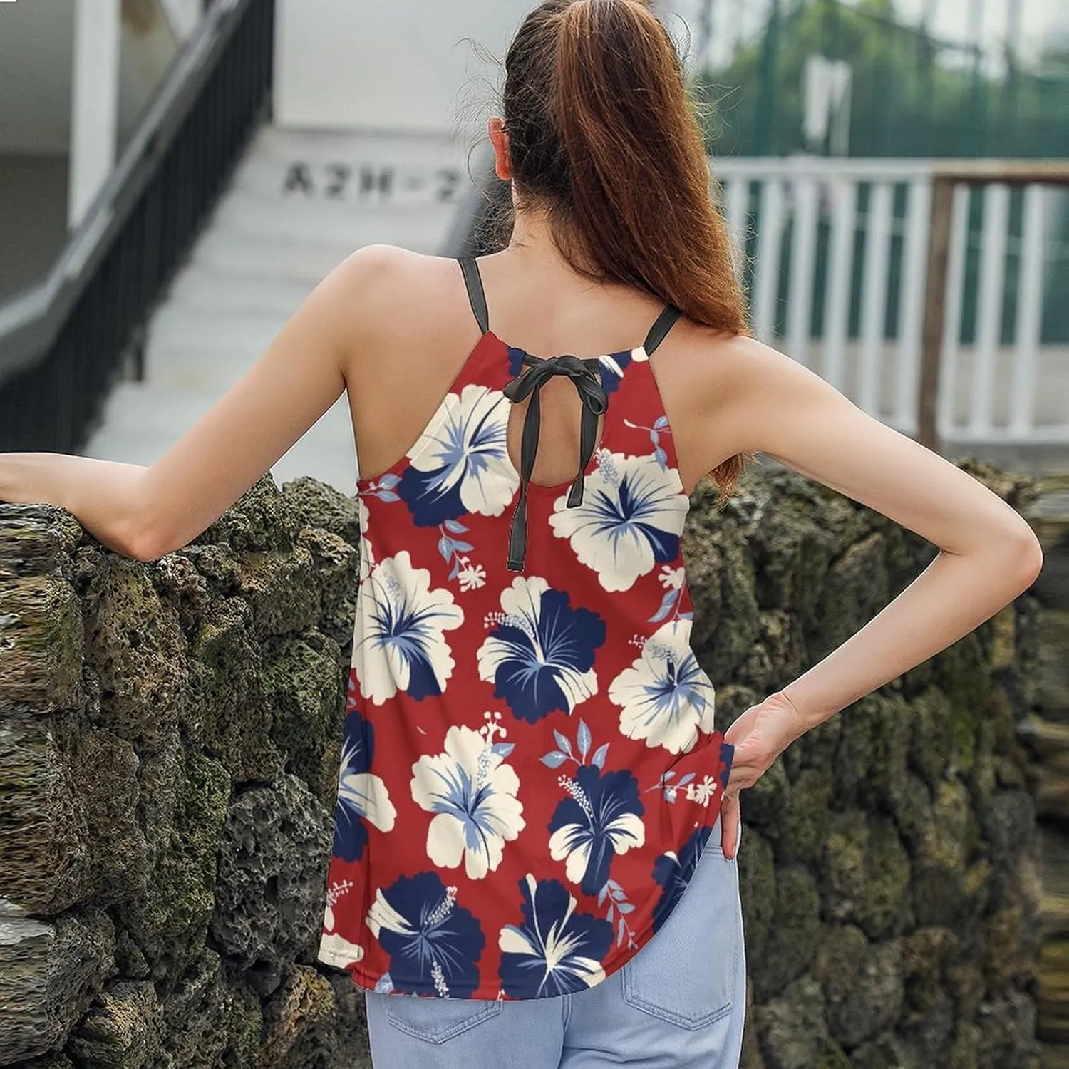 Leaf Print Women's Tank Top Sleeveless Spaghetti Strap Loose Casual Top Summer Beach Vacation Outfits Flowy Camisole