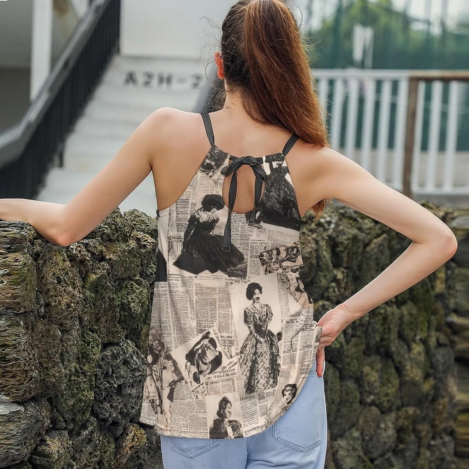 Newspaper Print Women's Tank Top Sleeveless Spaghetti Strap Loose Casual Top Summer Beach Vacation Outfits Flowy Camisole