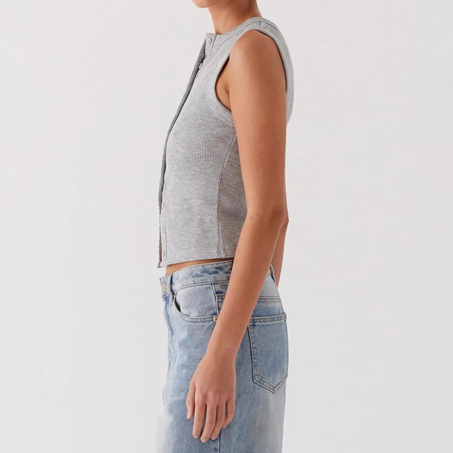 Seyurigaoka Women's Button Up Ribbed Knit Tank Top Open Front Crewneck Fitted Vest Top Sleeveless Basic Tops