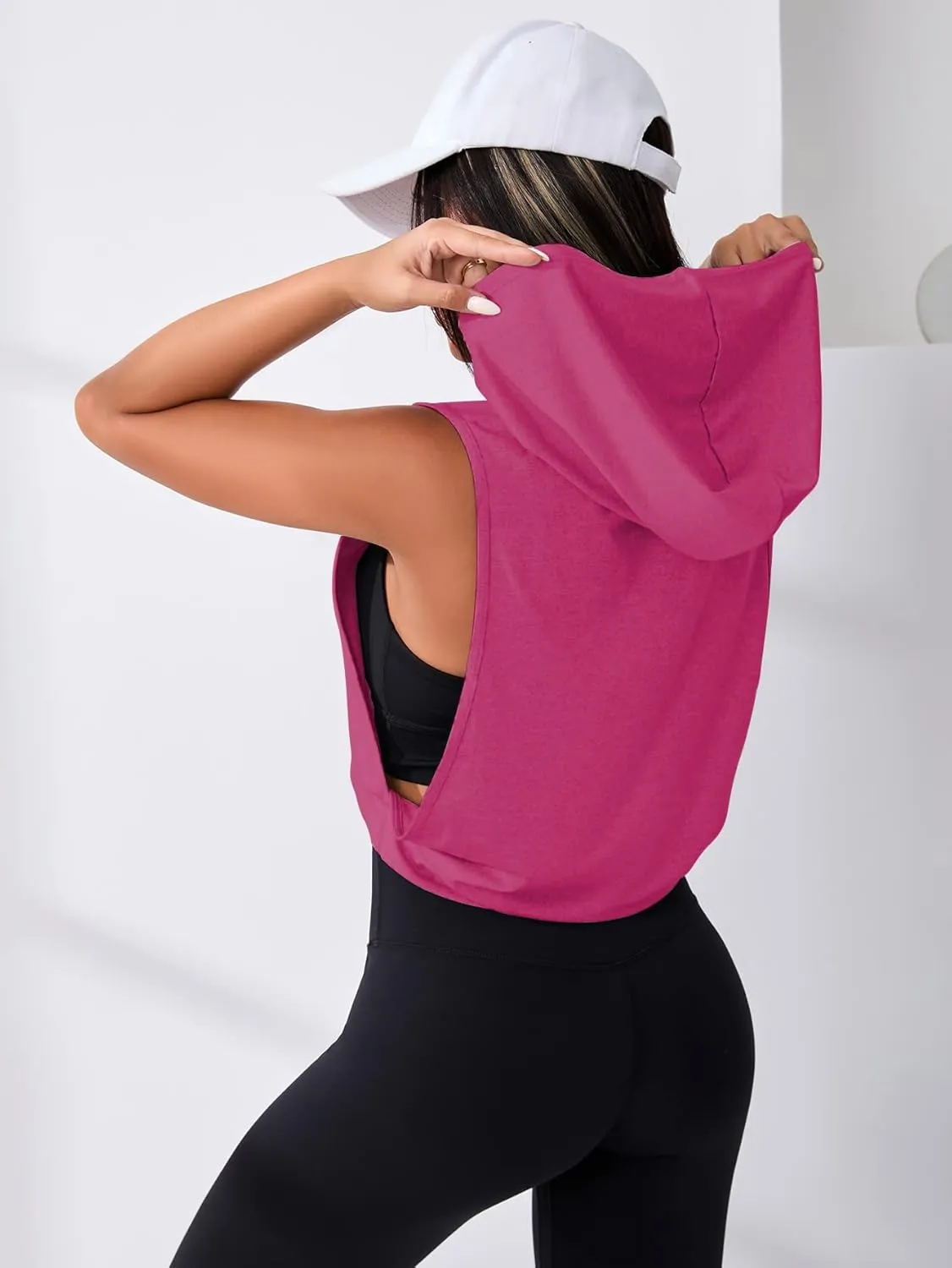 SweatyRocks Women's Sleeveless Workout Top Gym Activewear Crop Tank Top Open Side Shirt for Athletic Exercise Running
