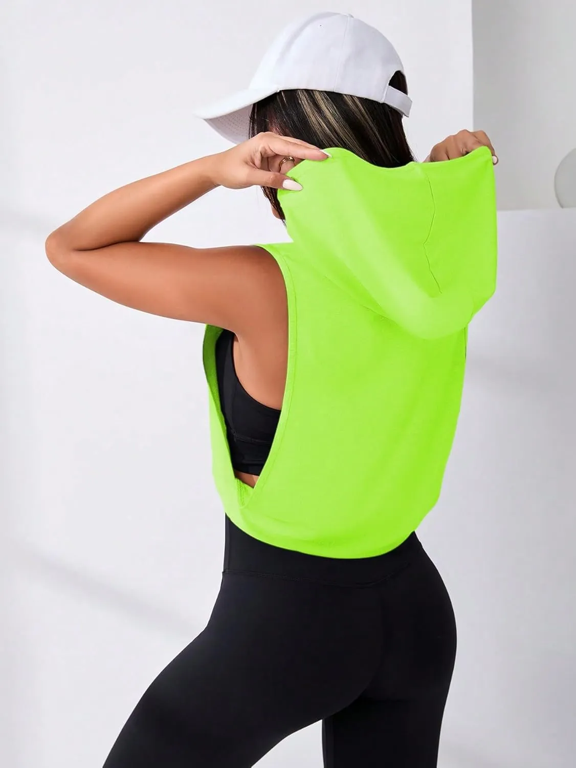 SweatyRocks Women's Sleeveless Workout Top Gym Activewear Crop Tank Top Open Side Shirt for Athletic Exercise Running