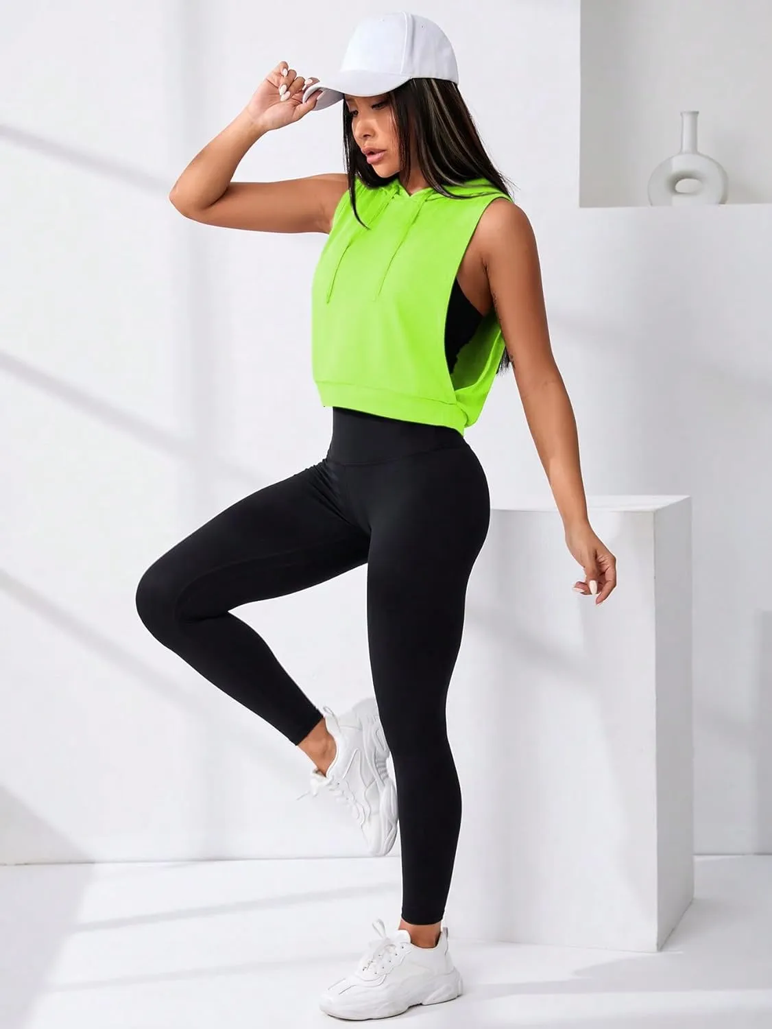 SweatyRocks Women's Sleeveless Workout Top Gym Activewear Crop Tank Top Open Side Shirt for Athletic Exercise Running