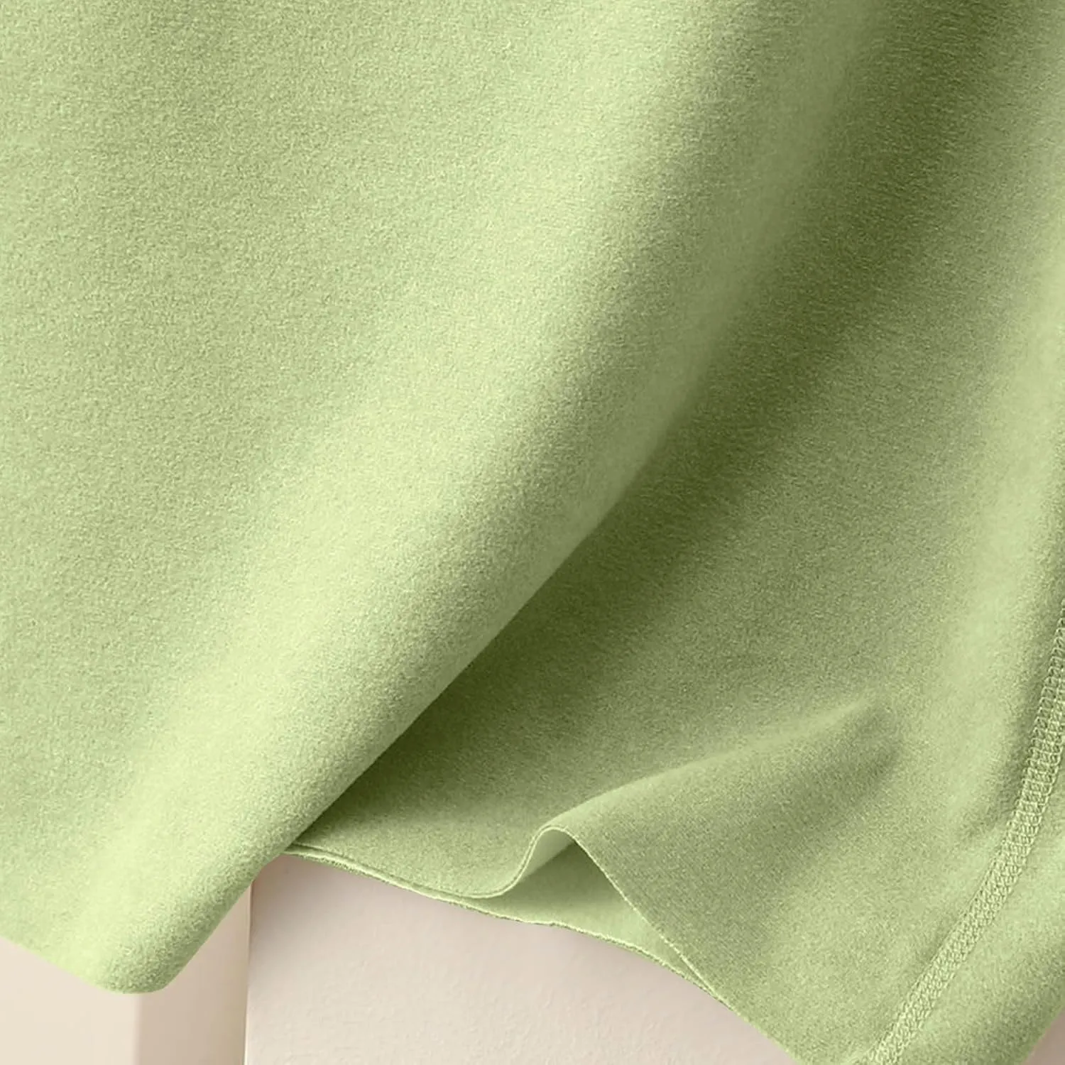 Thermal Tank Top for Women Fleece Lined Thermal Shirt Sleeveless Underwear Top Fleece Lined Camisole Base Layer Vest