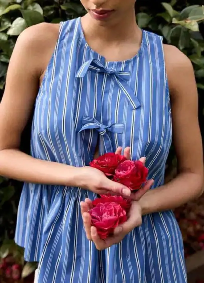 Women Y2K Tie Front Tank Top Sleeveless Peplum Crop Top Babydoll Ruffle Hem Vest Tops Cute Summer