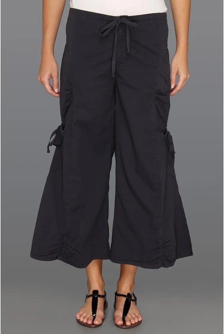XCVI Women's Cargo Gaucho Crop